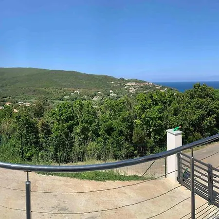 Campo Di Pace Semesterbostad Sisco